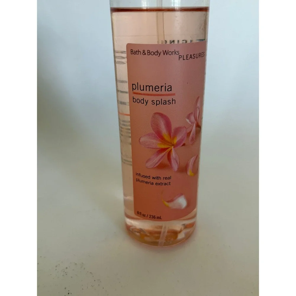 Bath & Body Works Plumeria Body Splash 90s Original Scent 8 fl oz Mostly Full